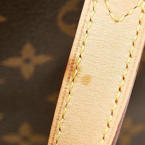 Louis Vuitton Monogram Batignolles Handbag PVC Leather Brown - Picture 5 of 8